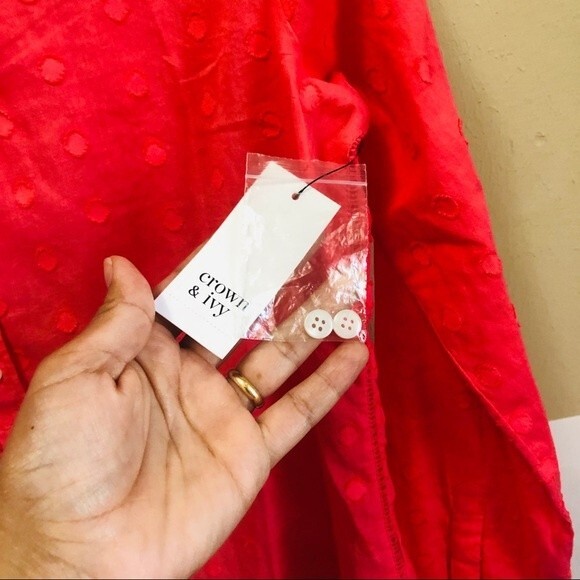 Crown & Ivy Pink Swiss Dots Long Sleeve Button Up Women's Size Small NWT - Picture 5 of 7